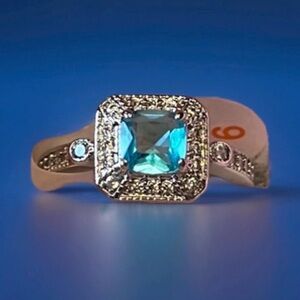 NWT Cushion Cut Lab Created Aquamarine Ring Size 6